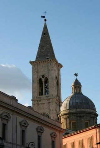 Il campanile di Sulmona
